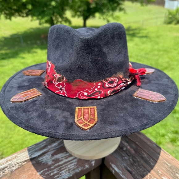 Halo Hat, Stained Glass Window Hat, Inspired by Julia Hart Hat, Burned Hat - Picture 4 of 5